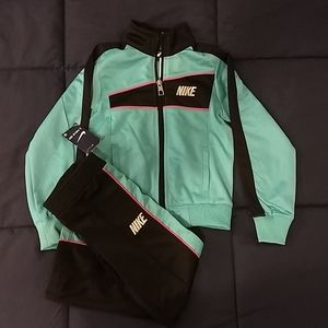 Girls 2 piece set.size 4